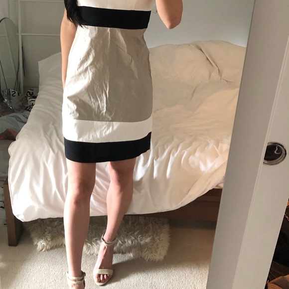 Black and white dress - Picture 3 of 5